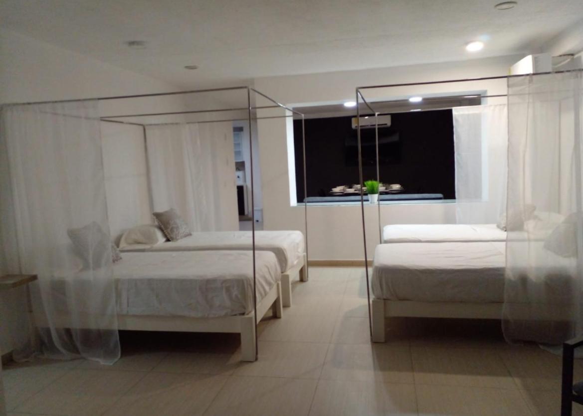 Acapulco Hotel Y Suites Mediterrane Bagian luar foto